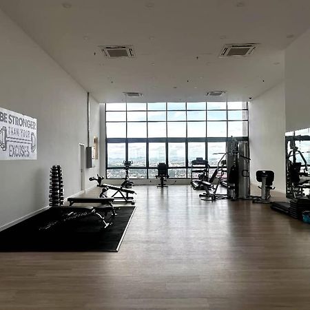 The Apple Premier Condo Three Bedroom In Melaka Exterior photo